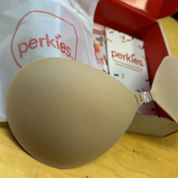 Perkies stick on bra, c cup - Picture 2 of 8